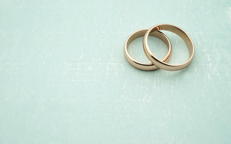 description_of-image_used_in_capacity_to_consent_to_sex_and_marriage_guide_wedding_rings_cobaltstock_Fotolia_760x475